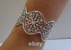 925 STERLING SILVER FLOWER FILIGREE OUTLINE BANGLE BRACELET With 2 CT ACCENTS