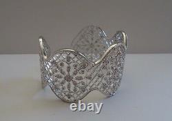 925 STERLING SILVER FLOWER FILIGREE OUTLINE BANGLE BRACELET With 2 CT ACCENTS