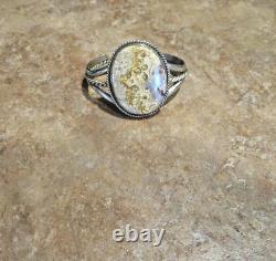 ATTRACTIVE! Wide Vintage Navajo Sterling Silver NATURAL AGATE Bracelet