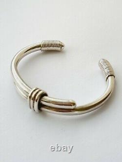 Beautiful Quality Sterling Silver heavy Bangle 24gr