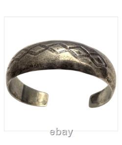 Collectible VINTAGE HOPI STERLING SILVER BRACELET