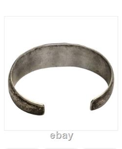 Collectible VINTAGE HOPI STERLING SILVER BRACELET