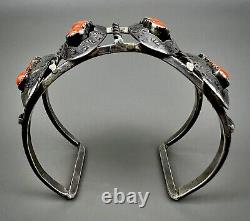 Large Vintage Zuni Sterling Silver Coral Snake Eye Shadowbox Cuff Bracelet OLD