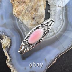 Native American Sterling Silver Oval Pink Conch Decorated Bracelet For Women