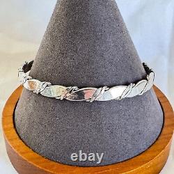 VTG Sterling Silver 925 Twist Design Bangle Bracelet Size 2.75'' Diameter