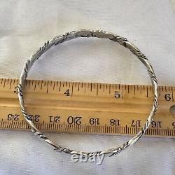 VTG Sterling Silver 925 Twist Design Bangle Bracelet Size 2.75'' Diameter